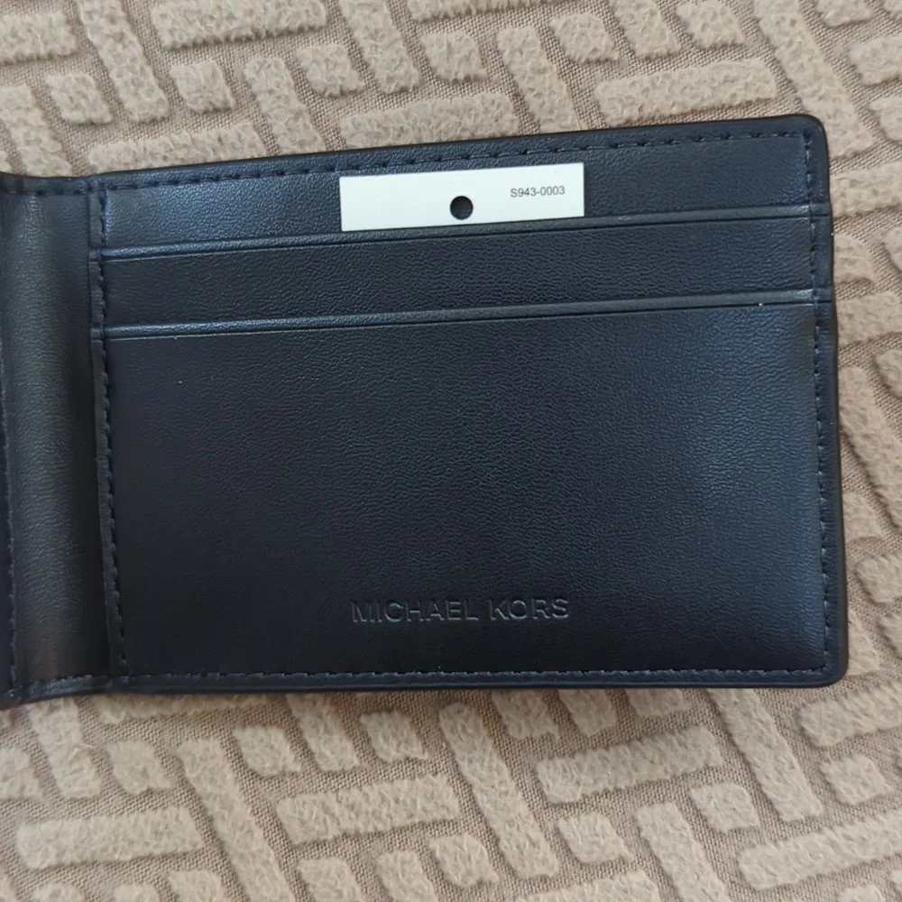 Michael Kors Cooper Signature Logo Wallet NWT - Picture 5 of 7